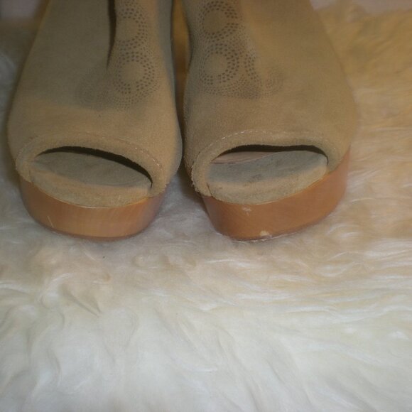 COACH BRAND  Platform  Mule  Sandal   Tan  Size 8B  JANETT - Picture 3 of 7